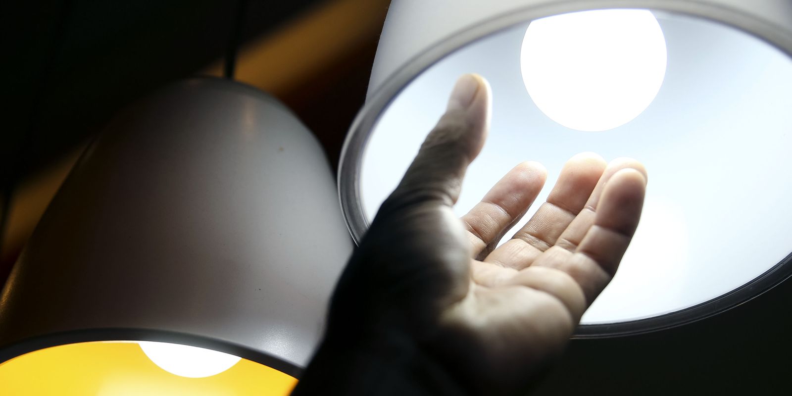 Aneel aprova R$ 5,5 bi para reduzir conta de luz em 22 distribuidoras