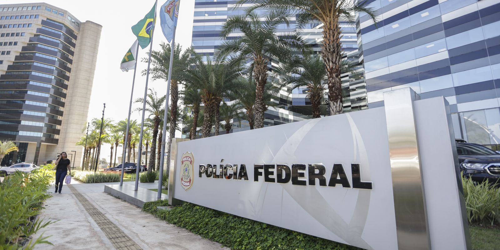 Em ação com a Interpol, PF prende em Dubai hacker do caso Banco Master